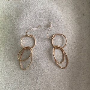 Gold dangling earrings